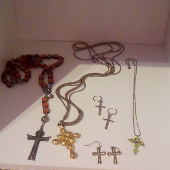 Necklace crosse's and earrings - Picture 1 of 6